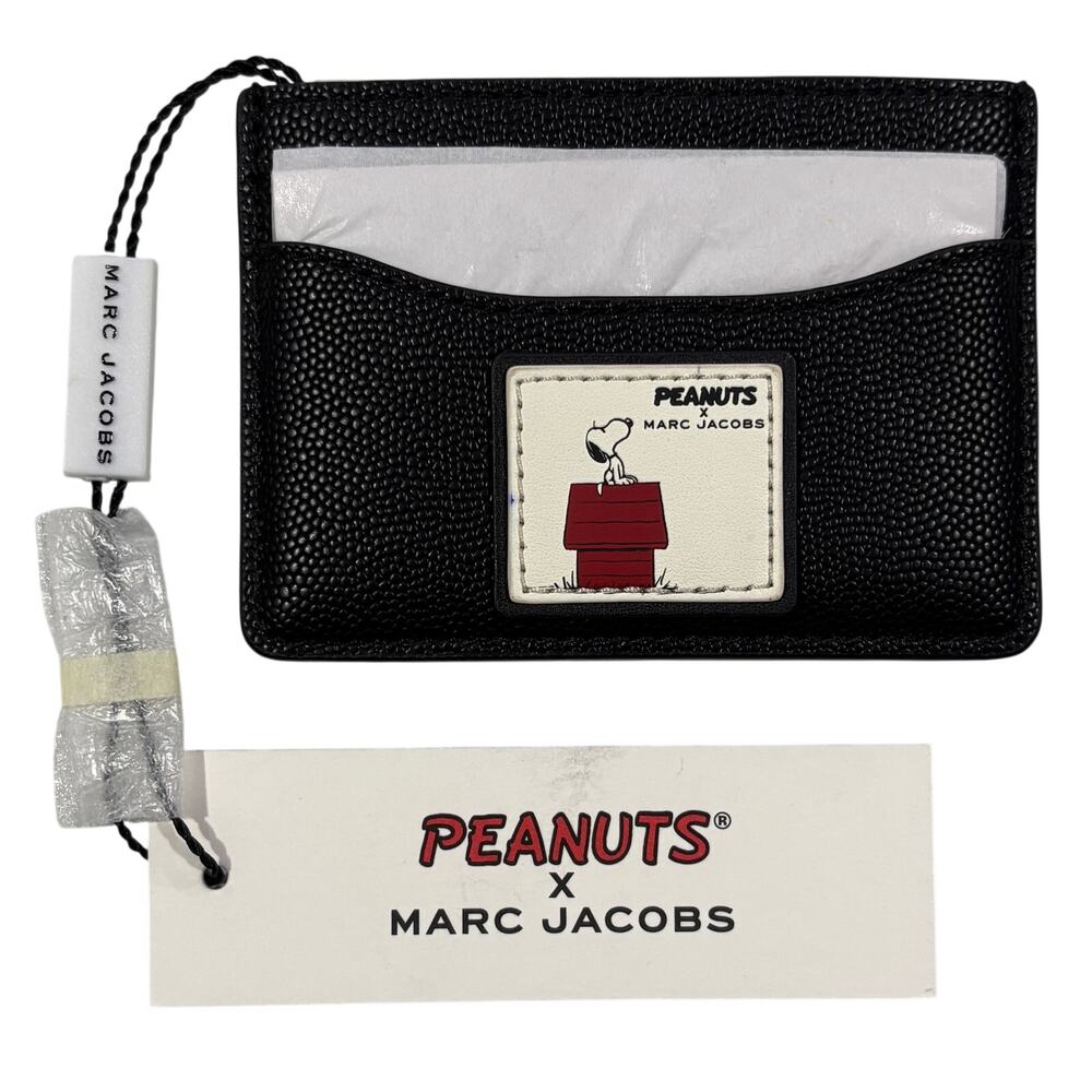 15-96(3) PEANUTS x MARC JACOBS Pebbled Leather Card Holder Black